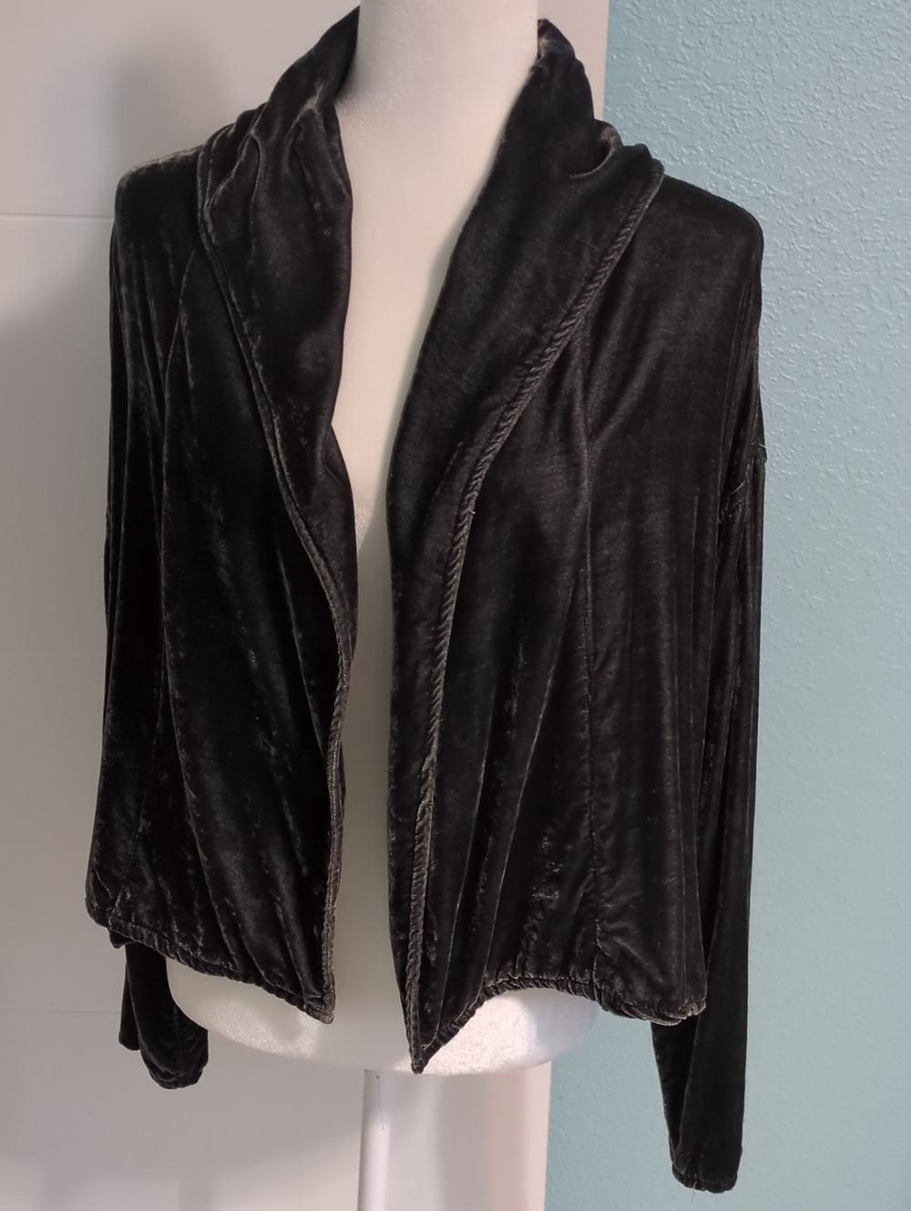 CP Shades Women's Dark Green Velvet Open-Front Wrap Cardigan Witchy Victorian